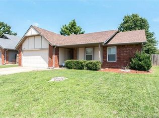 4510 W Princeton Pl, Broken Arrow, OK 74012