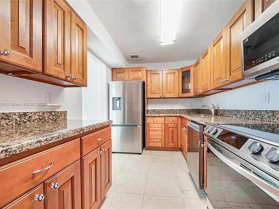 5th image of 650 Coral Way APT 405