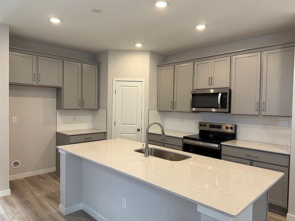 3rd image of 96477 Stillpoint Way