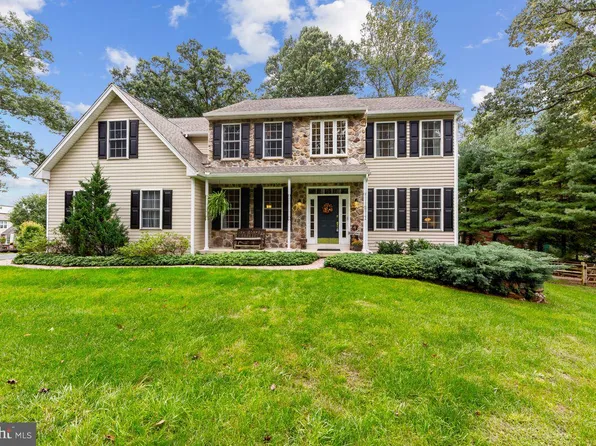 931 Grand View Dr, Exton, PA 19341