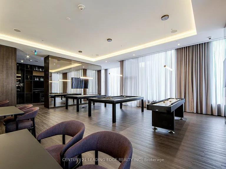 11 Yorkville Ave #3906 — Photo 35