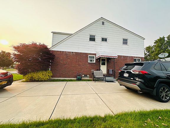 2nd image of 53 Creekview Dr #2