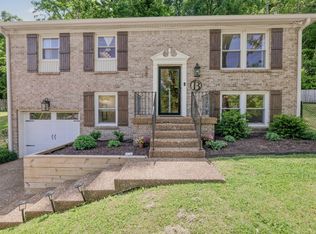 525 Holt Valley Rd, Nashville, TN 37221