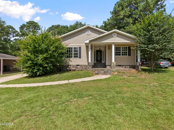105 Garvin Dr, Centerville, GA 31028
