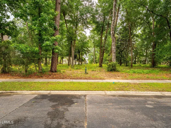 106 Palmetto Place, Beaufort, SC 29902
