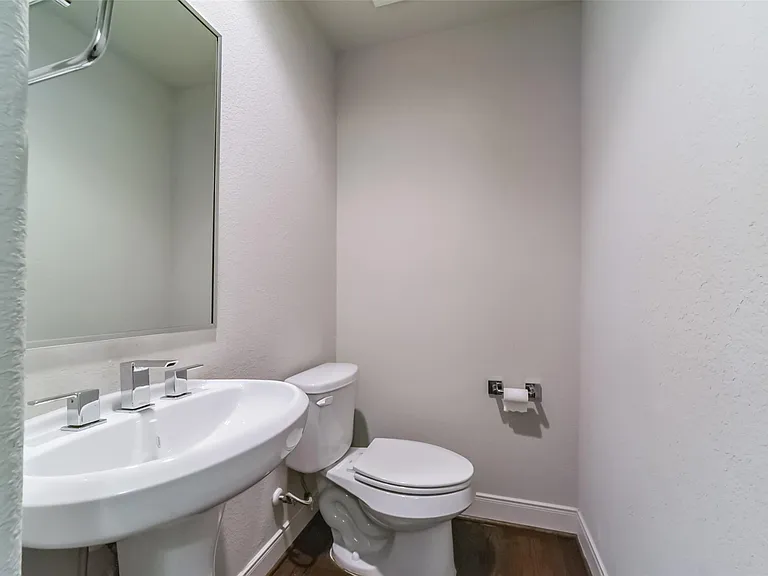 5309 Petty St — Photo 21