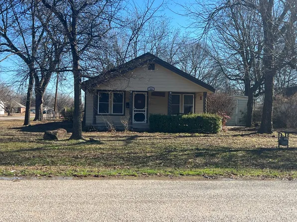 300 S 7th St, Davis, OK 73030