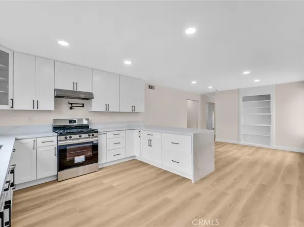 621 Rosita St, Santa Ana, CA 92703