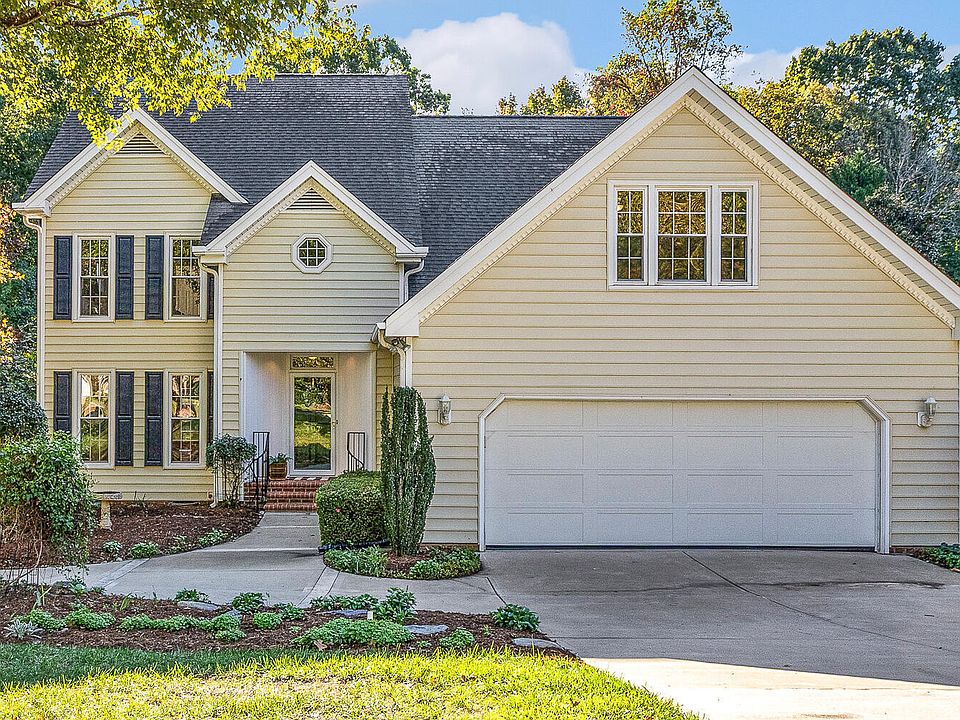 1st image of 407 Kettlebridge Dr