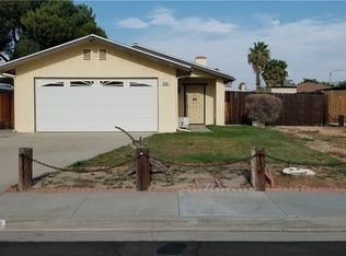 810 S Thompson St, Hemet, CA 92543