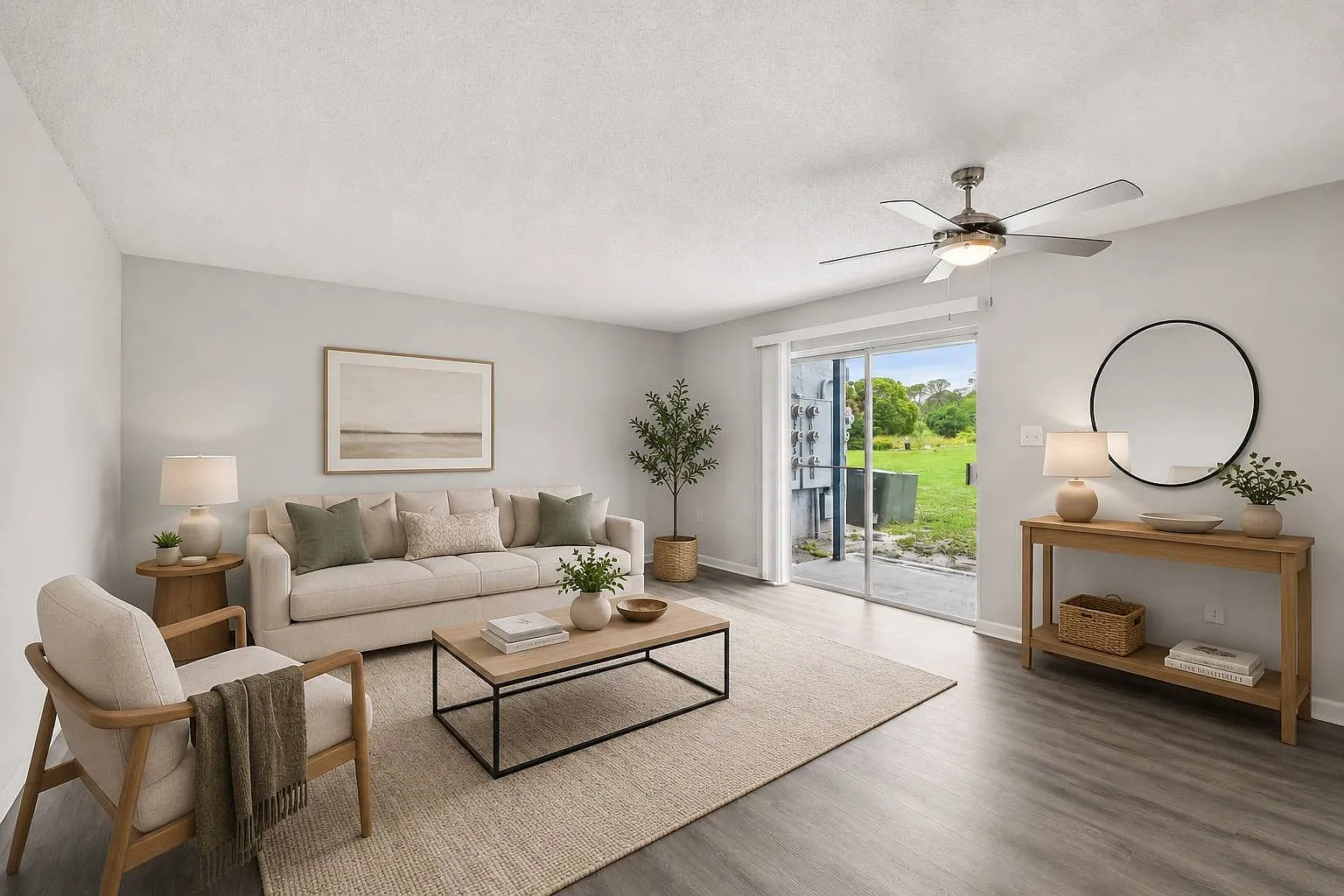 Roselea Manor Apartments — Photo 3