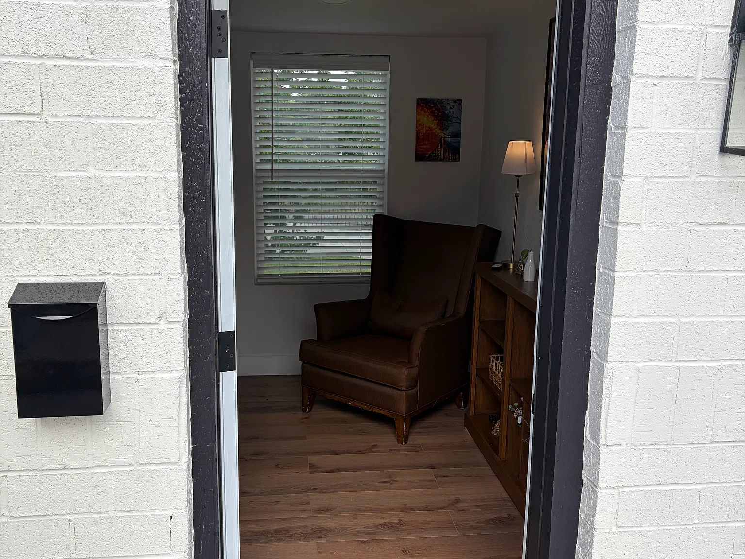 1 bed, 888 sqft, $2,100 — Photo 4
