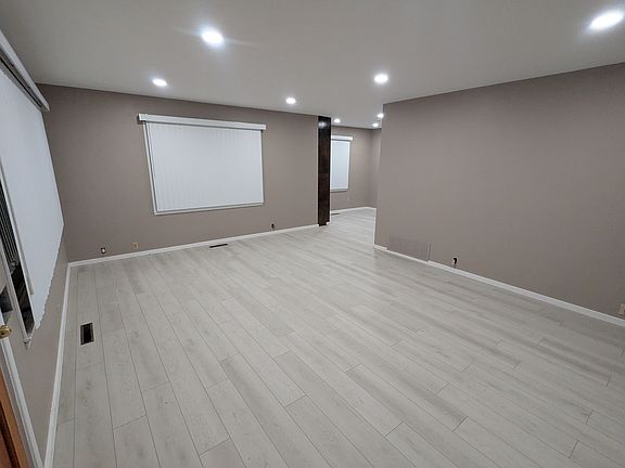 5th image of 1411 E 16th St
