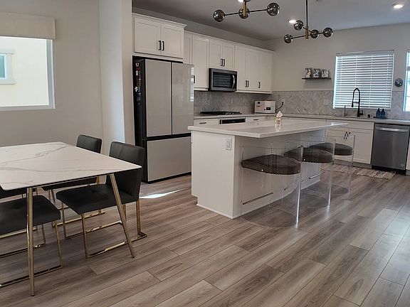 5th image of 27722 Heartwood Dr