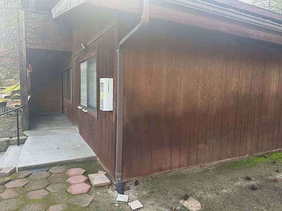 2nd image of 48522 Victoria Ln #11500349
