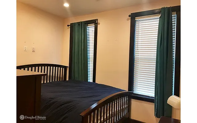 Rented by Douglas Elliman | media 21