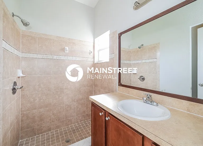 1610 Merrimack Ct — Photo 10