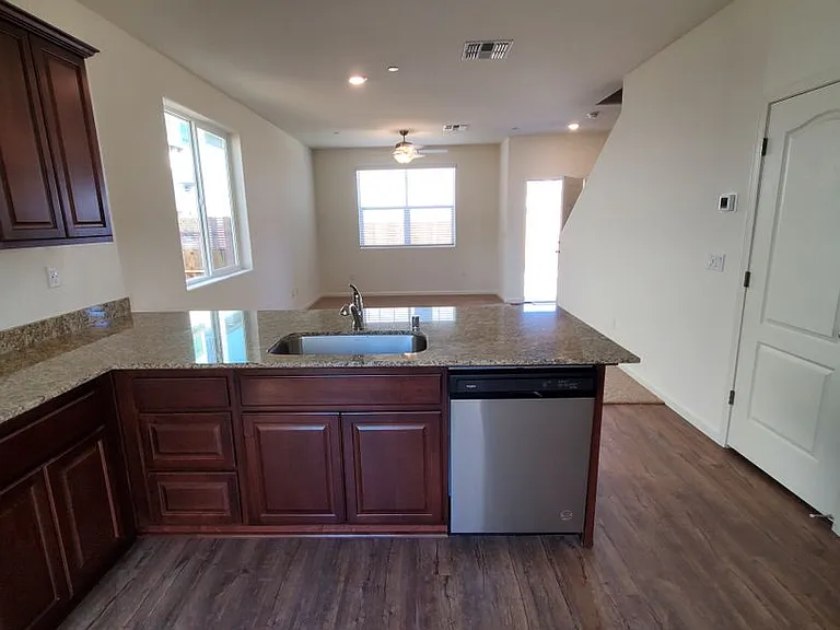 5540 Remington Way — Photo 2