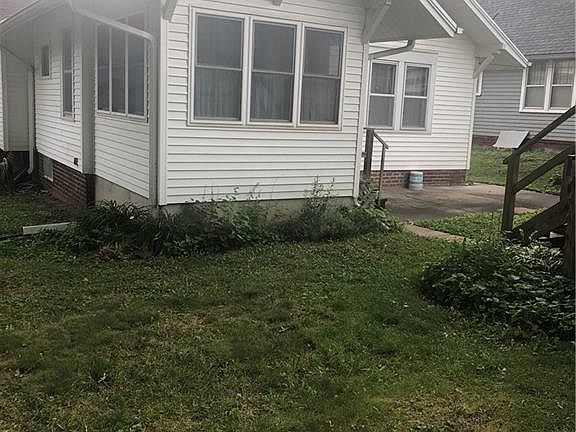 4th image of 2904 Renick St