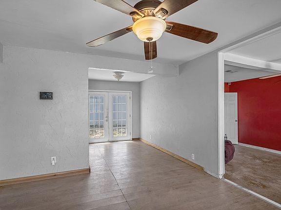 4th image of 1506 E 5th St