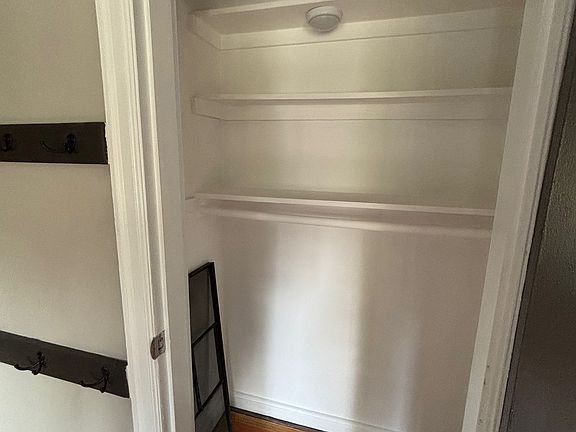 3rd image of 1213 N Main St APT E