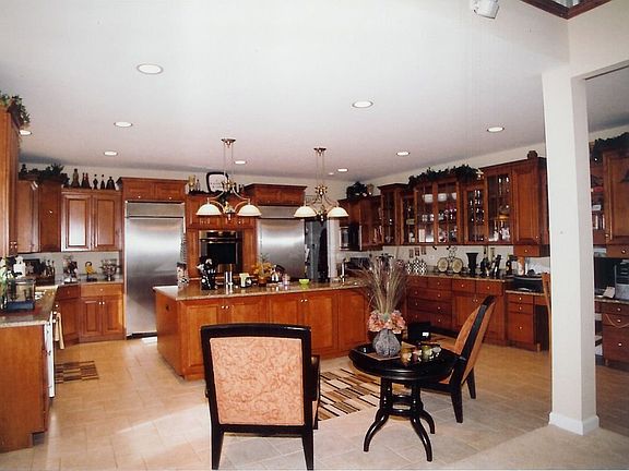 5th image of 39W805 Fabyan Pkwy