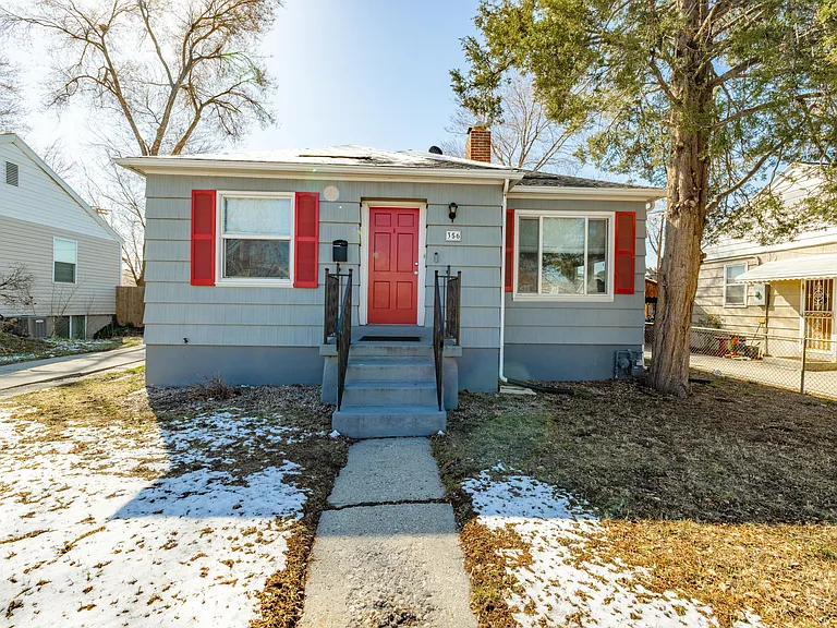 356 E Utopia Ave S — Photo 41