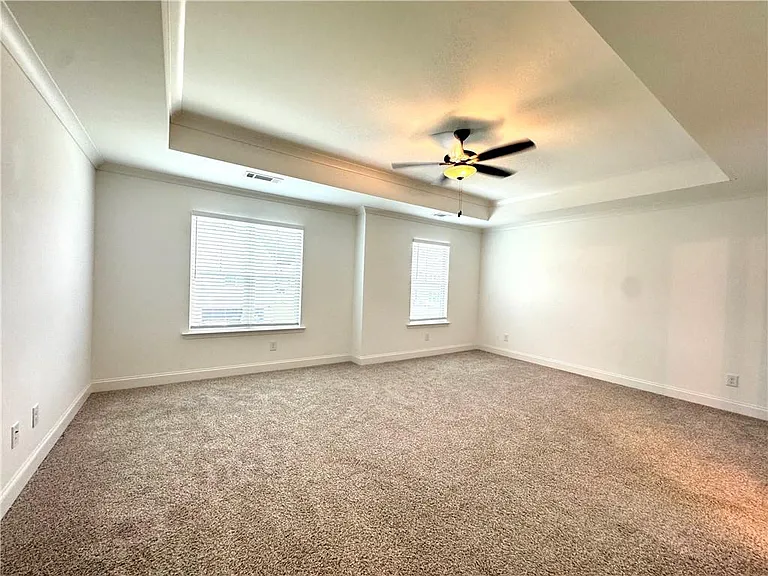 2955 Vinca Dr — Photo 15
