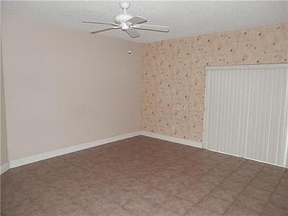 5th image of 1926 Brittany Ln