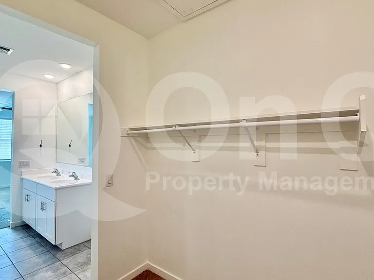 9053 W Agora Ln — Photo 16