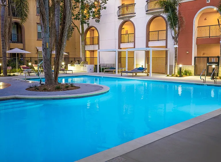 Paladia Luxury Apartments — Photo 173