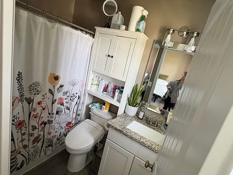 182 Hudson Blvd — Photo 3