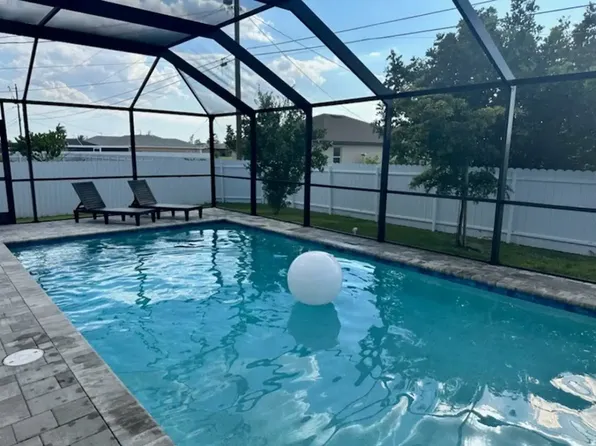 2122 NE 7th Ave #4BEDS, Cape Coral, FL 33909