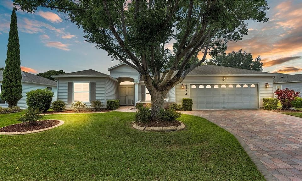 1st image of 6124 Magpie Dr
