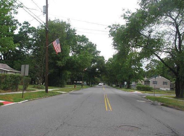 2nd image of 1916 W 7th St