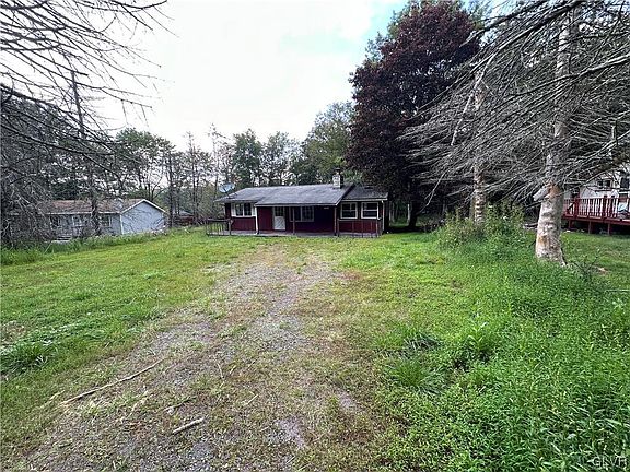 2nd image of 14 Cedar Ln