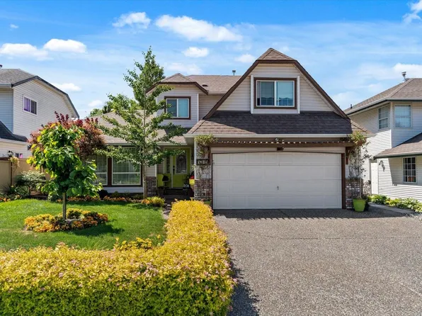 5715 Gillian Pl, Chilliwack, BC V2R 3H7