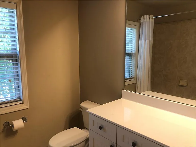 10240 Billings Pointe — Photo 55