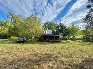 952 N 200th Ave, Quincy, IL 62305