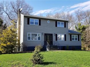 108 Barnes Rd, Washingtonville, NY 10992