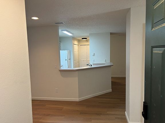 4th image of 800 Ironwood Dr Unit 823