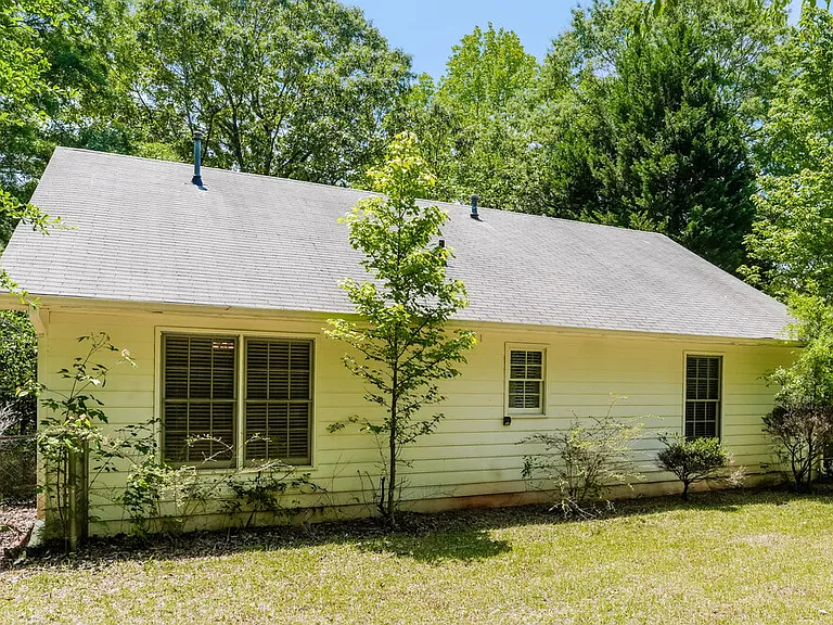 465 Rosehill Dr — Photo 15