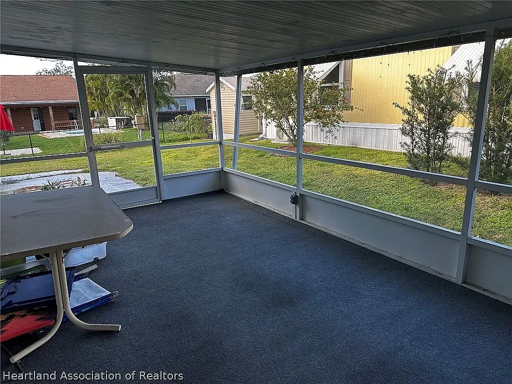 2 bed, 872 sqft, $850 — Photo 4
