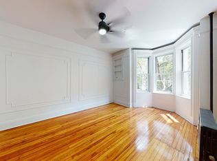 29 Orient Ave APT 2L, Brooklyn, NY 11211