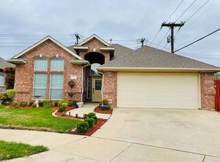 3033 Windstone Ct, Bedford, TX 76021