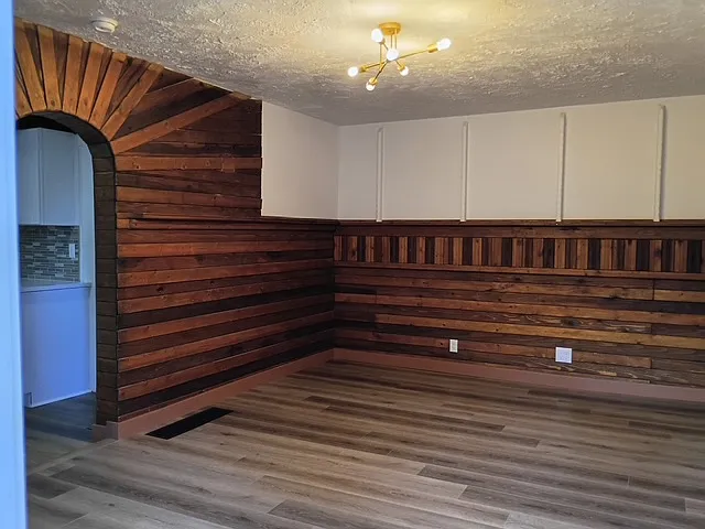 2 bed, 1800 sqft, $2,200 — Photo 2