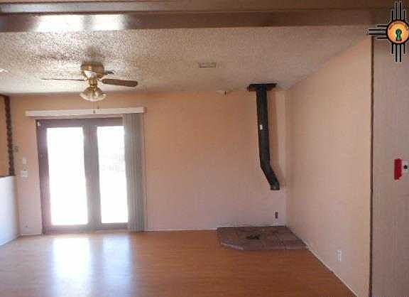 2nd image of 816 Santa Marina St