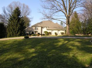 9608 Pembroke Pl, Vienna, VA 22182