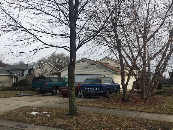 2nd image of 704 Kommer Ct NW