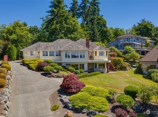 9764 Marine View Dr, Mukilteo, WA